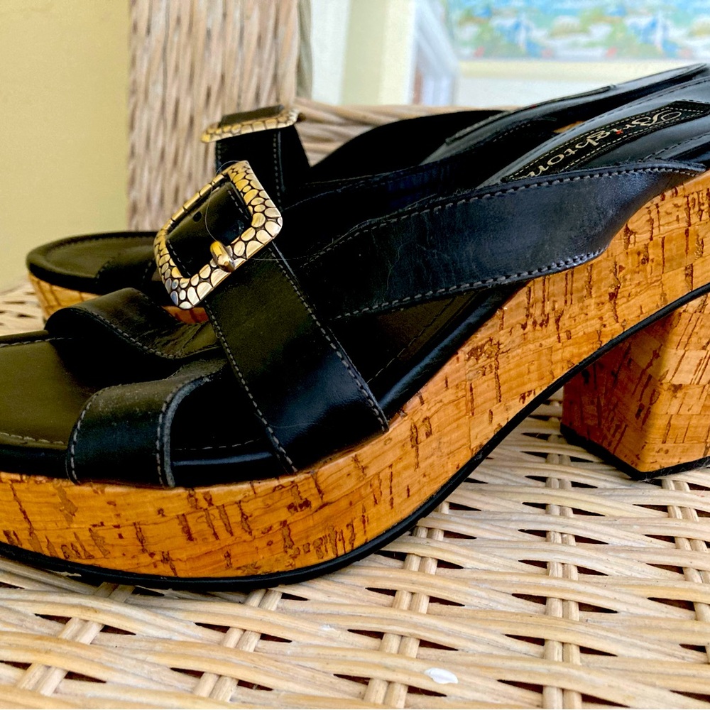 Brighton Leather slides silver buckle 8.5